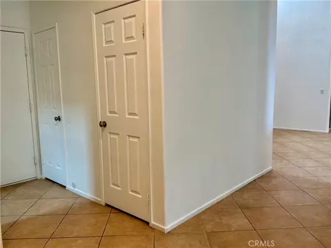 Entry Way - 3928 Rushmore Ct, Hemet, CA 92545 photo 6 of 12