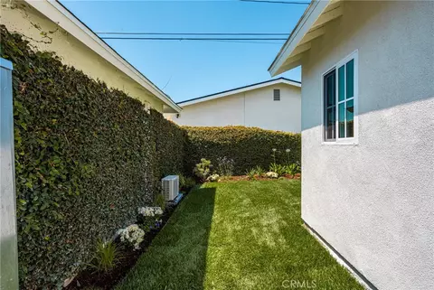 Exterior - 5840 E Oakbrook, Long Beach, CA 90815 photo 12 of 18