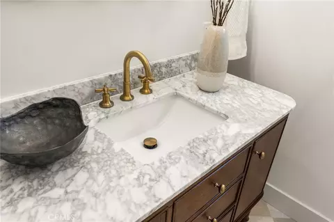 Bath - 5840 E Oakbrook, Long Beach, CA 90815 photo 8 of 13