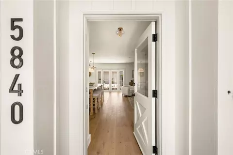 Entry Way - 5840 E Oakbrook, Long Beach, CA 90815 photo 2 of 4