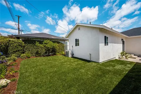 Exterior - 5840 E Oakbrook, Long Beach, CA 90815 photo 14 of 18
