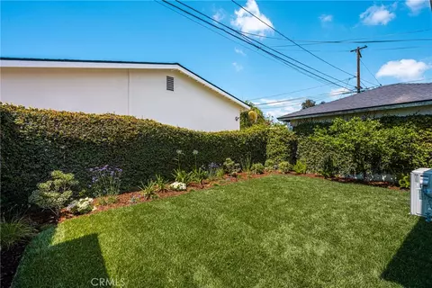 Exterior - 5840 E Oakbrook, Long Beach, CA 90815 photo 13 of 18