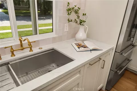 Kitchen - 5840 E Oakbrook, Long Beach, CA 90815 photo 11 of 15