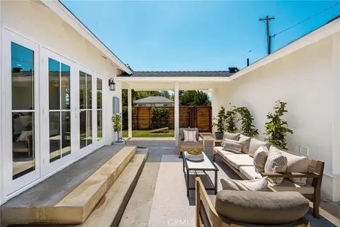 Exterior - 5840 E Oakbrook, Long Beach, CA 90815 photo 7 of 18