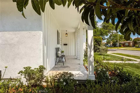 Exterior - 5840 E Oakbrook, Long Beach, CA 90815 photo 4 of 18