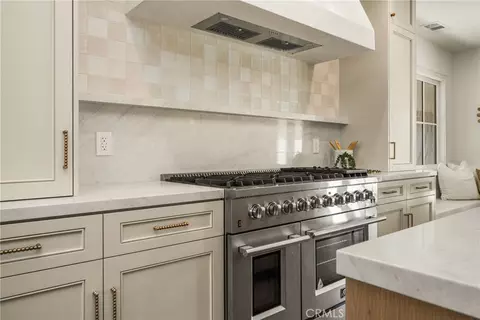 Kitchen - 5840 E Oakbrook, Long Beach, CA 90815 photo 1 of 15