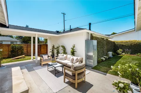 Exterior - 5840 E Oakbrook, Long Beach, CA 90815 photo 6 of 18