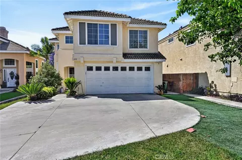 818 Amber Oaks, Pomona, CA 91767