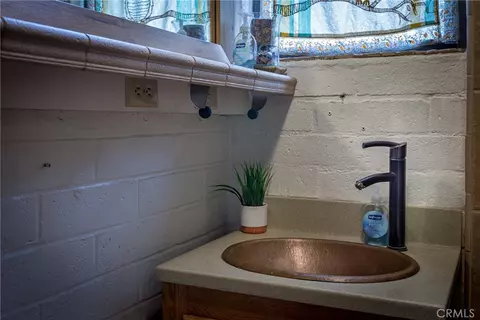 Bath - 43195 S S Frk, Three Rivers, CA 93271 photo 4 of 5