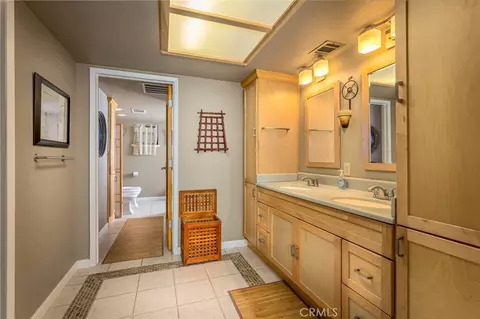Bath - 43195 S S Frk, Three Rivers, CA 93271 photo 1 of 5