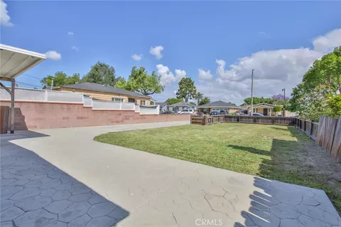 Exterior - 1404 E Michelson, Long Beach, CA 90805 photo 6 of 7