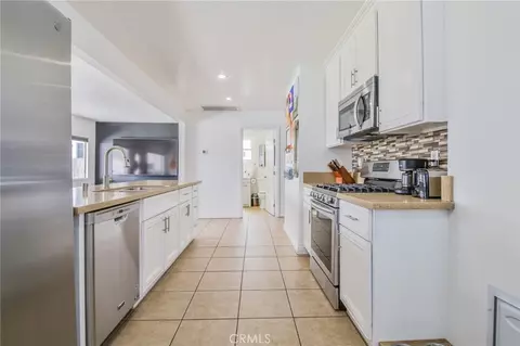 Kitchen - 1404 E Michelson, Long Beach, CA 90805 photo 1 of 1