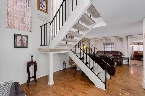 Entry Way - 472 S Sherer, Compton, CA 90220 photo 1 of 2