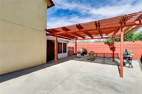 Exterior - 472 S Sherer, Compton, CA 90220 photo 6 of 7