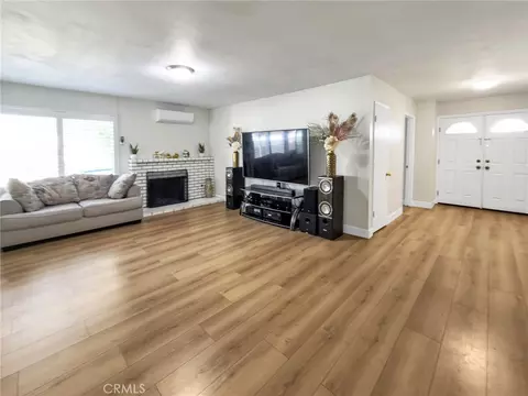 Living - 10262 Mandalay Ct, Riverside, CA 92503 photo 4 of 4