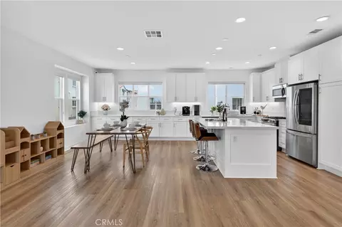 12903 Calabria, La Mirada, CA 90638