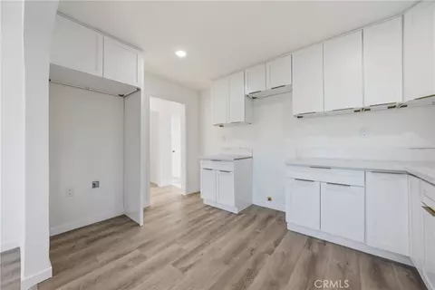Entry Way - 351 W Magnolia, Compton, CA 90220 photo 5 of 7