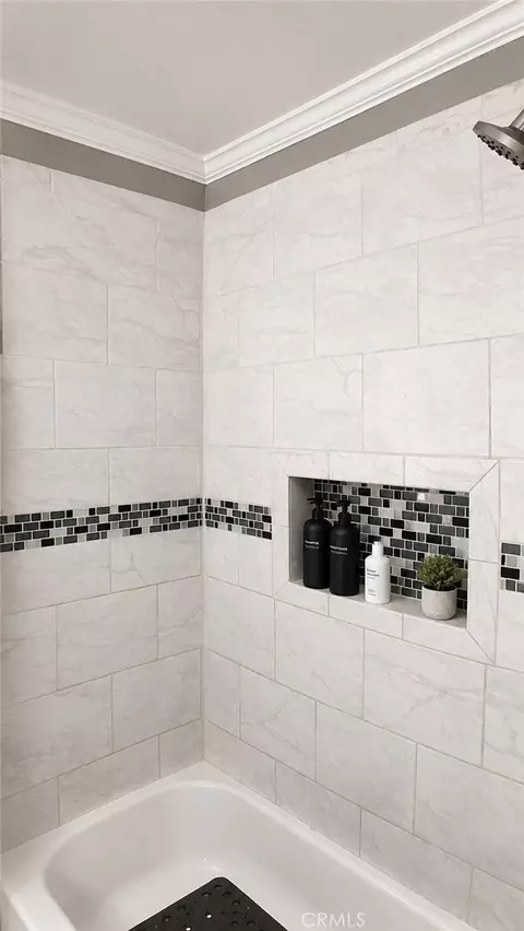 Bath - 6543 E Harco, Long Beach, CA 90808 photo 2 of 2