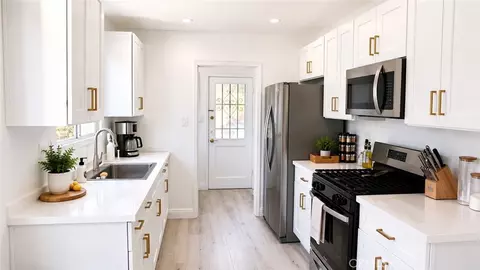 Kitchen - 6543 E Harco, Long Beach, CA 90808 photo 1 of 1