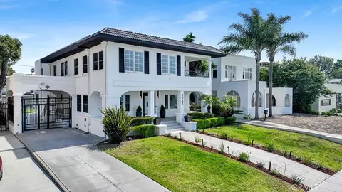 2747 E Ocean Blvd, Long Beach, CA 90803