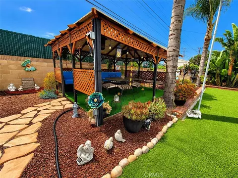 Exterior - 15558 Gundry, Paramount, CA 90723 photo 6 of 7