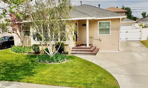5122 Woodruff, Lakewood, CA 90713