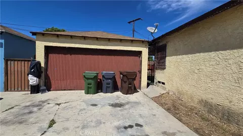 Exterior - 1605 E Orch, Compton, CA 90221 photo 2 of 3