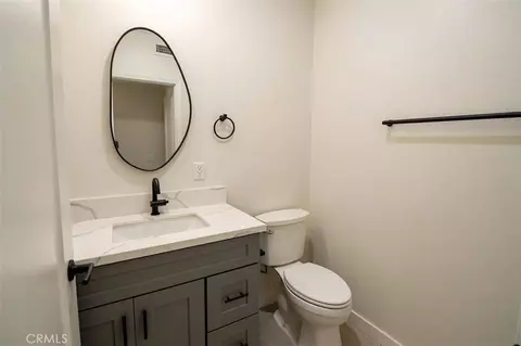Bath - 1056 Hoffman, Long Beach, CA 90813 photo 1 of 5