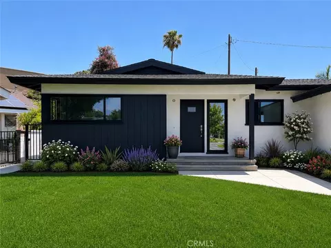 1814 N Studebaker, Long Beach, CA 90815