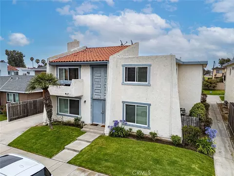 16692 Blanton Ln, Huntington Beach, CA 92649