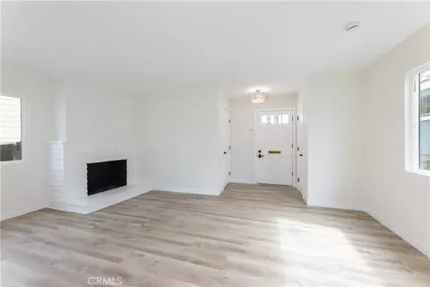 Living - 1730 W Spring St, Long Beach, CA 90810 photo 4 of 6