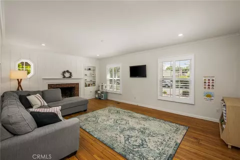 Living - 3915 Lime, Long Beach, CA 90807 photo 1 of 4