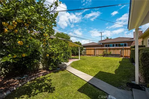 Exterior - 3915 Lime, Long Beach, CA 90807 photo 5 of 10