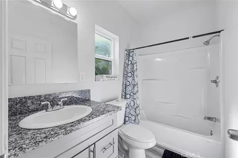 Bath - 1903 N Grape Ave, Compton, CA 90222 photo 2 of 2