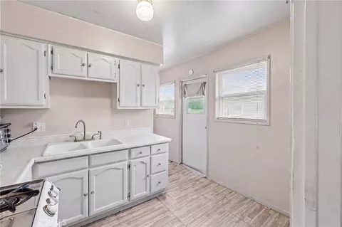 Other - 1903 N Grape Ave, Compton, CA 90222 photo 2 of 4