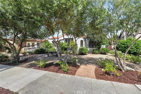 Exterior - 2030 Eucalyptus, Long Beach, CA 90806 photo 6 of 15
