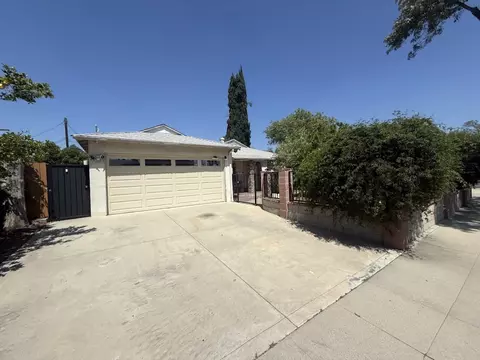 8225 Encino, Northridge, CA 91325