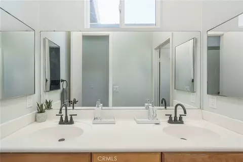 11559 Emmy Ct, Adelanto, CA 92301 photo 9
