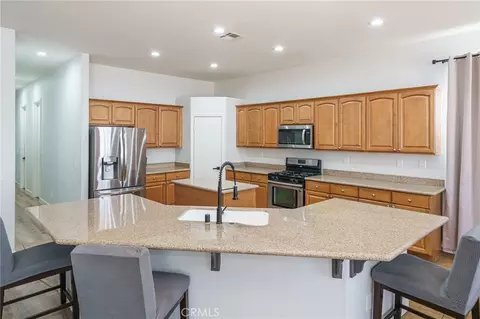 Kitchen - 11559 Emmy Ct, Adelanto, CA 92301 photo 1 of 5