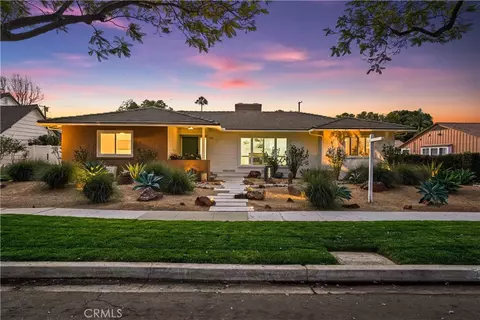 1041 E Burlinghall Dr, Long Beach, CA 90807