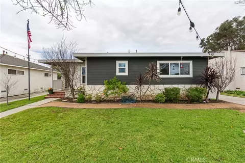 2335 Carfax Ave, Long Beach, CA 90815