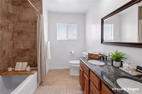 Bath - 2901 E 65th, Long Beach, CA 90805 photo 1 of 1