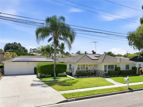 17038 California, Bellflower, CA 90706