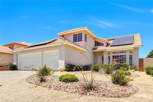 3121 Crowne Dr, Palmdale, CA 93551