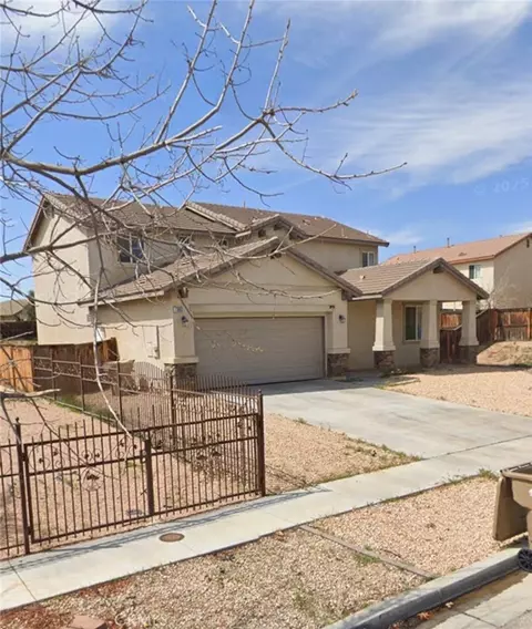 13803 Coolidge, Oak Hills, CA 92344