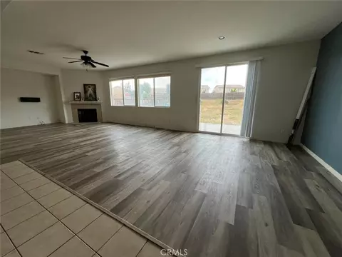 13803 Coolidge, Oak Hills, CA 92344 photo 3