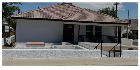 409 E Fredricks, Barstow, CA 92311