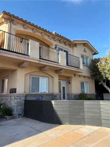 2515 Carnegie Ln #A, Redondo Beach, CA 90278