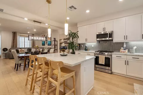 Kitchen - 1341 Reliance, Carson, CA 90746 photo 4 of 7