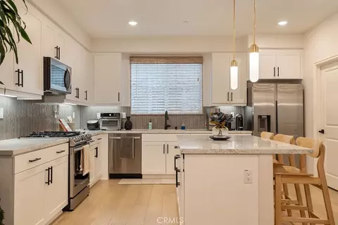 Kitchen - 1341 Reliance, Carson, CA 90746 photo 6 of 7